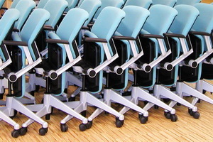 klappbare Bürostühle auf Rollen